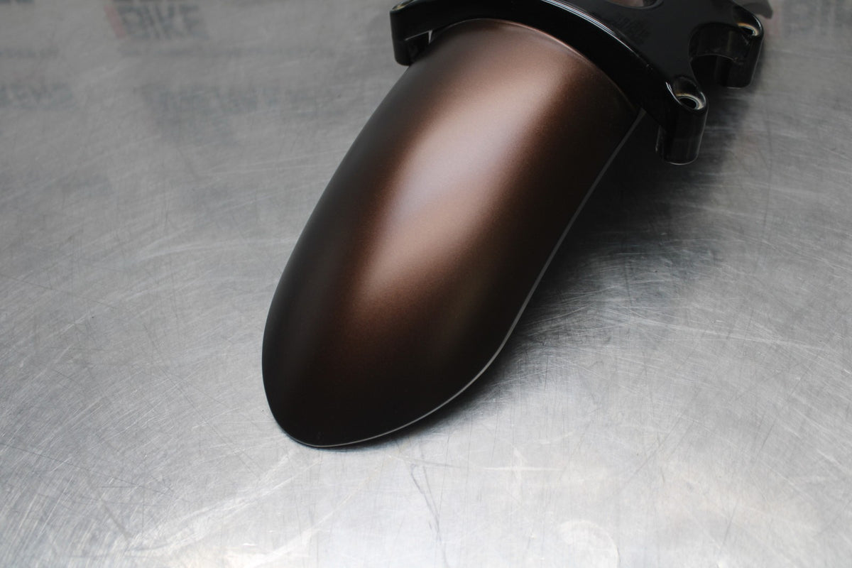 19 MOTO GUZZI V7 III FRONT WHEEL FENDER COWL FAIRING BB831