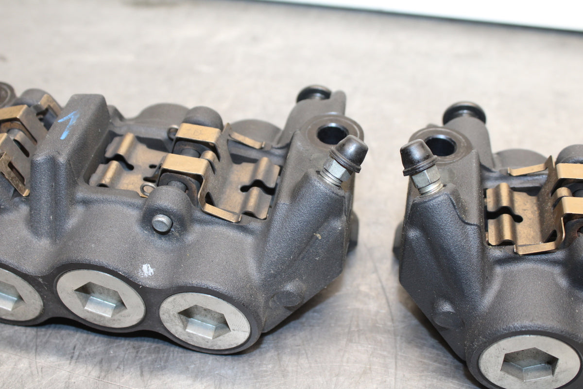 09-14 YAMAHA YZF R1 RIGHT LEFT FRONT BRAKE CALIPER SET PAIR CALIPERS BB118