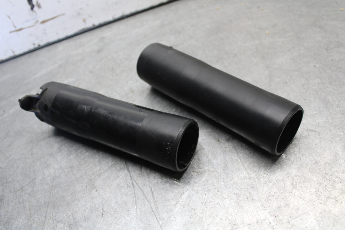 18-24 YAMAHA MT-07 FRONT FORK GUARDS SET PAIR BB662
