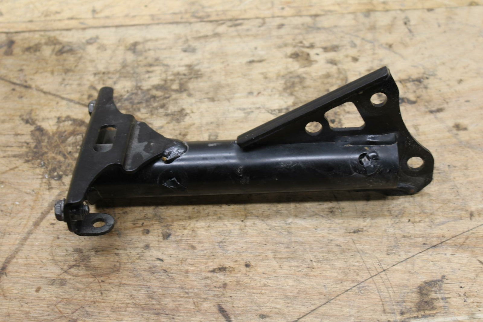 09-10 KAWASAKI ER-6N UPPER FAIRING MIRROR GAUGES STAY BRACKET BB325