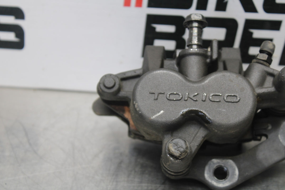 09-10 KAWASAKI ER-6N RIGHT LEFT FRONT BRAKE CALIPER SET PAIR CALIPERS BB205