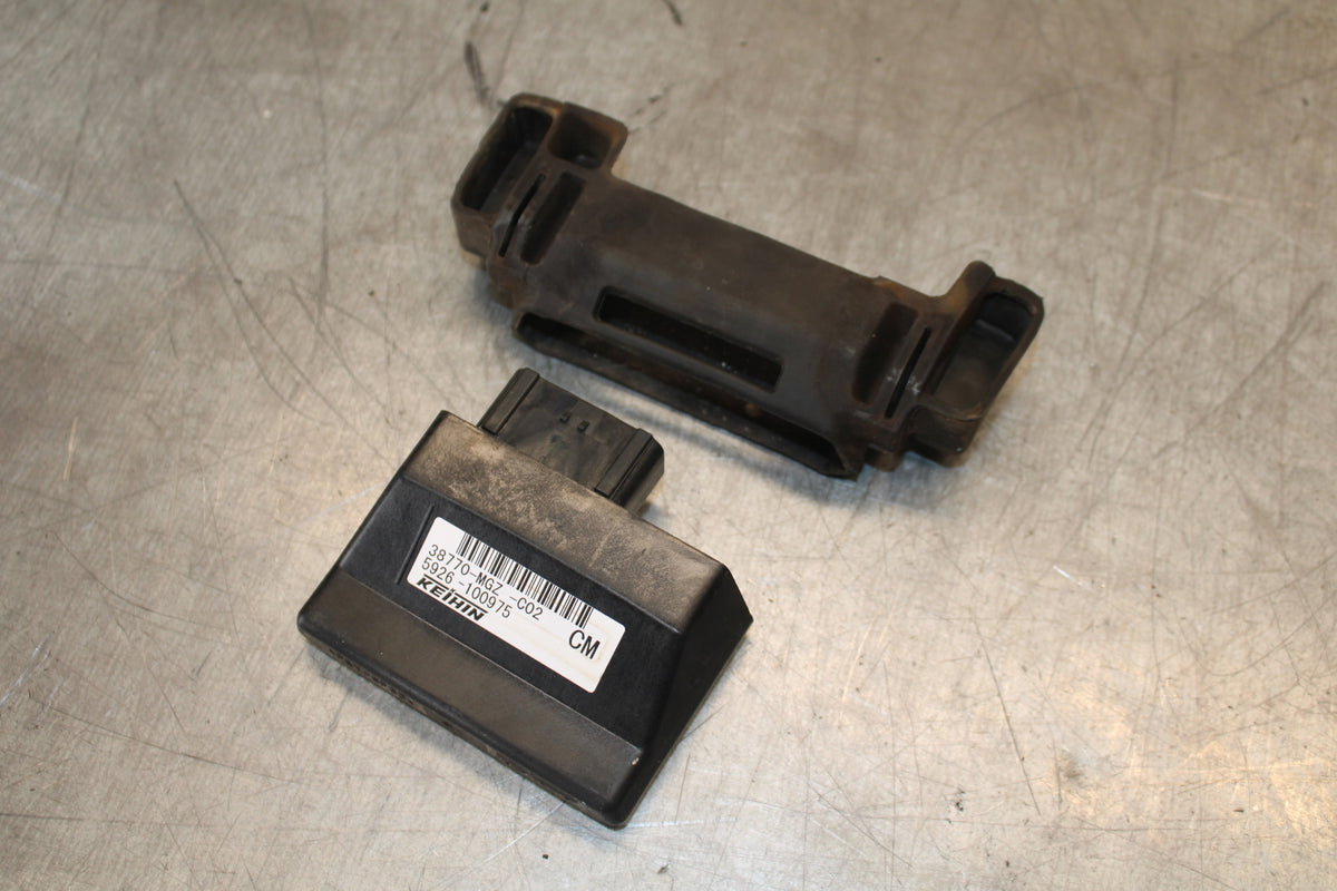 13-15 HONDA CBR500R ECU COMPUTER CONTROLLER UNIT BLACK BOX ECM CDI BB704