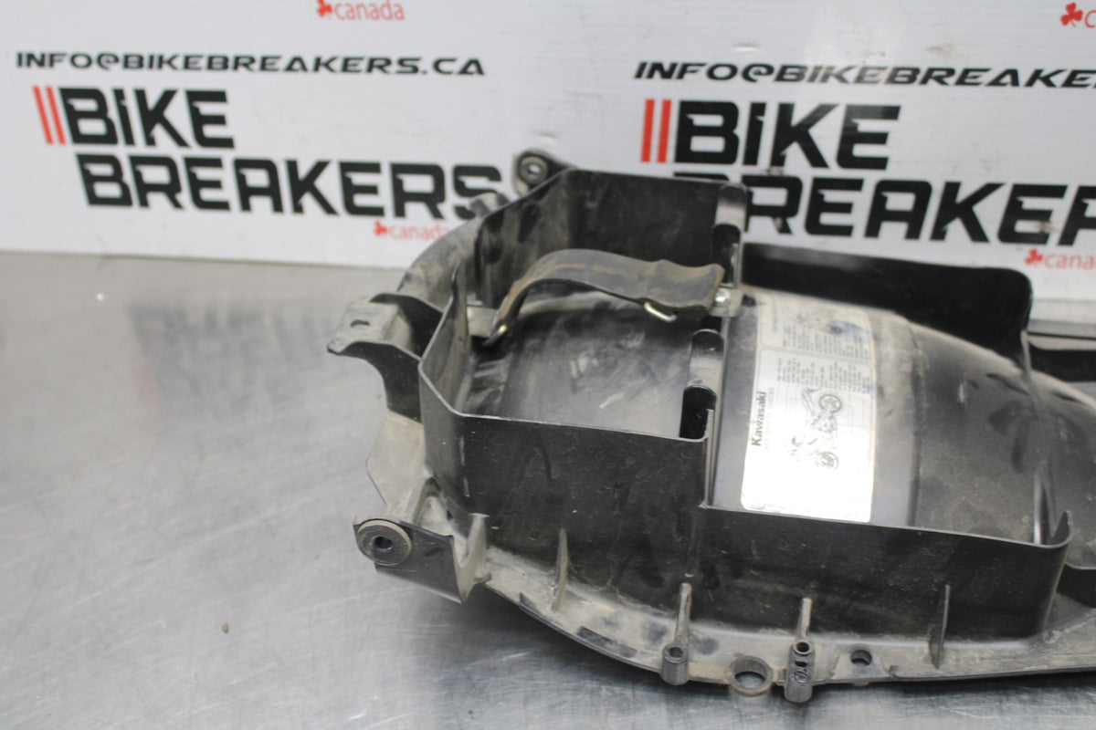 06 KAWASAKI NINJA 650 EX650 REAR BACK TAIL UNDERTAIL FAIRING COWL FENDER BB823