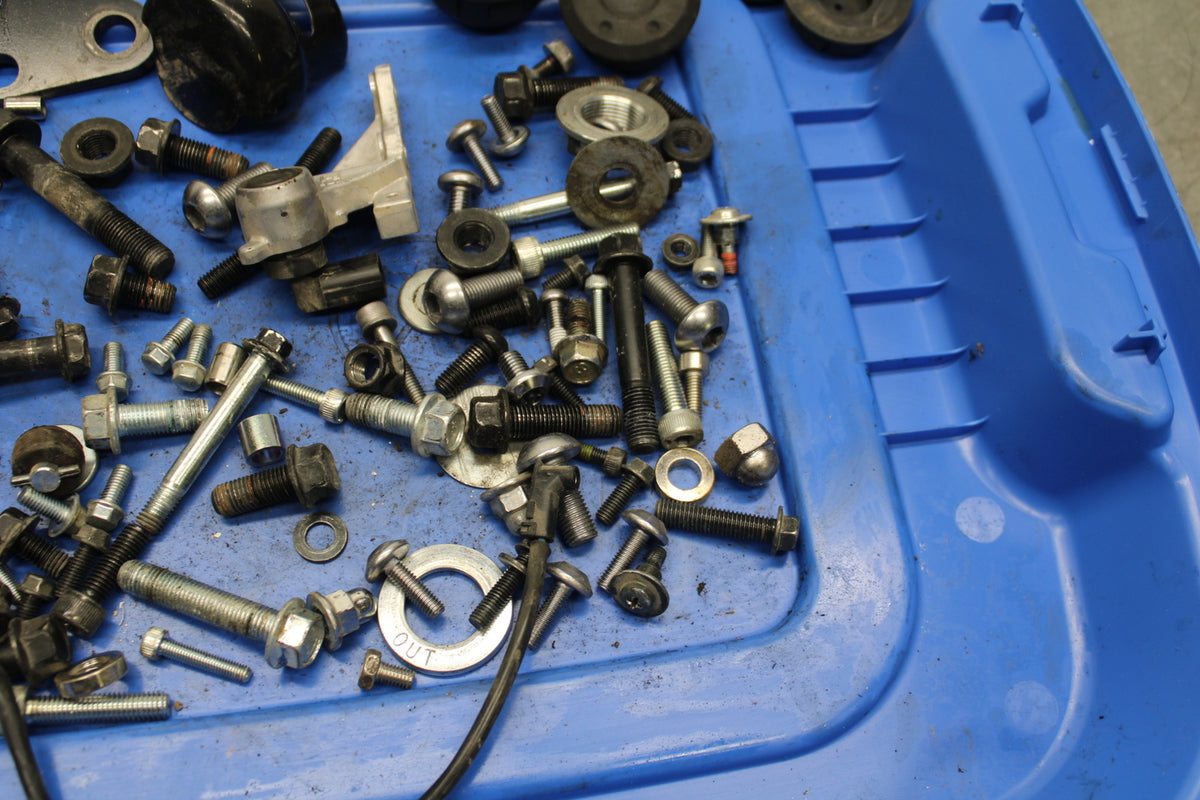 17-24 YAMAHA BOLT XVS950 MOUNTING BOLTS HARDWARE MOTOR SCREWS BB729
