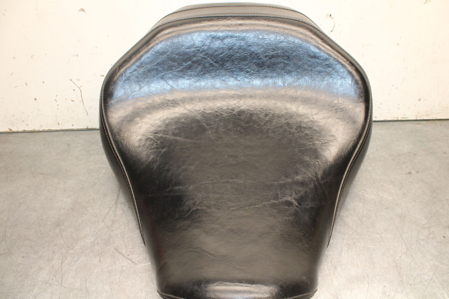14-15 YAMAHA V STAR 1300 XVS1300CT TOURER FRONT DRIVERS SEAT BB722