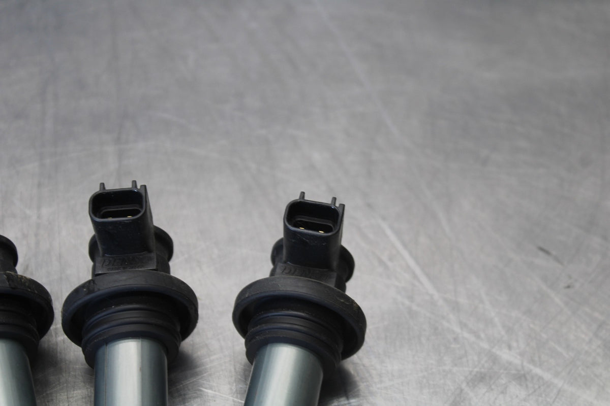 15-26 SUZUKI GSXR600 IGNITION COILS COIL SPARK PLUG CAPS BB888