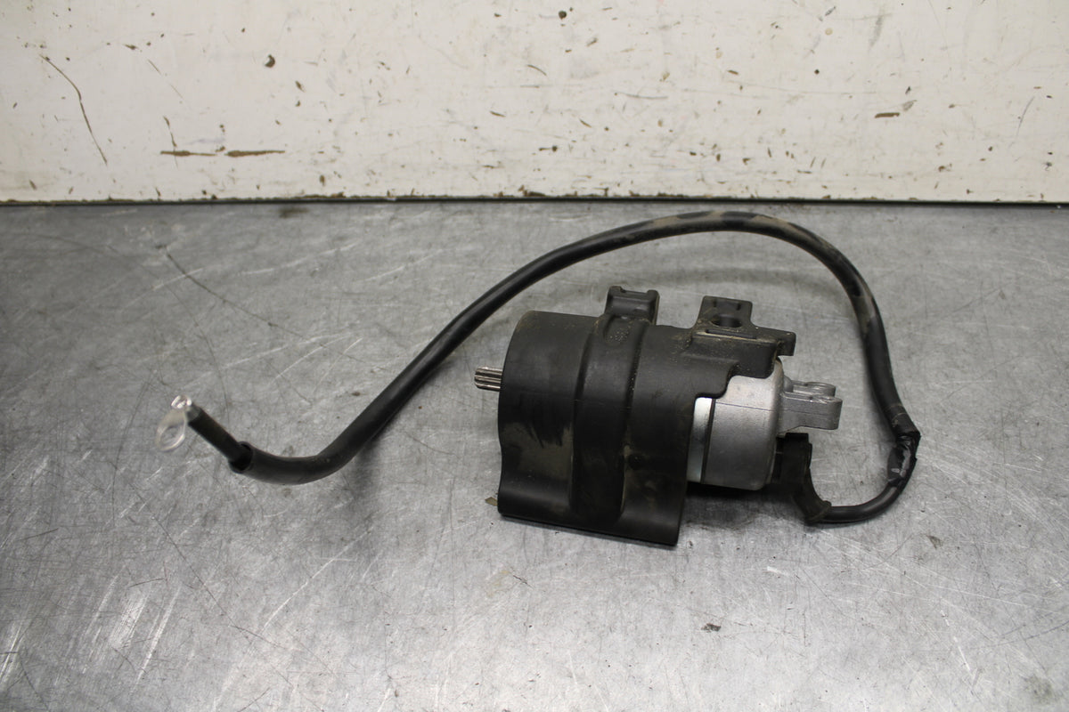 22-24 YAMAHA XSR900 ENGINE STARTING STARTER MOTOR -DC 12V BB683
