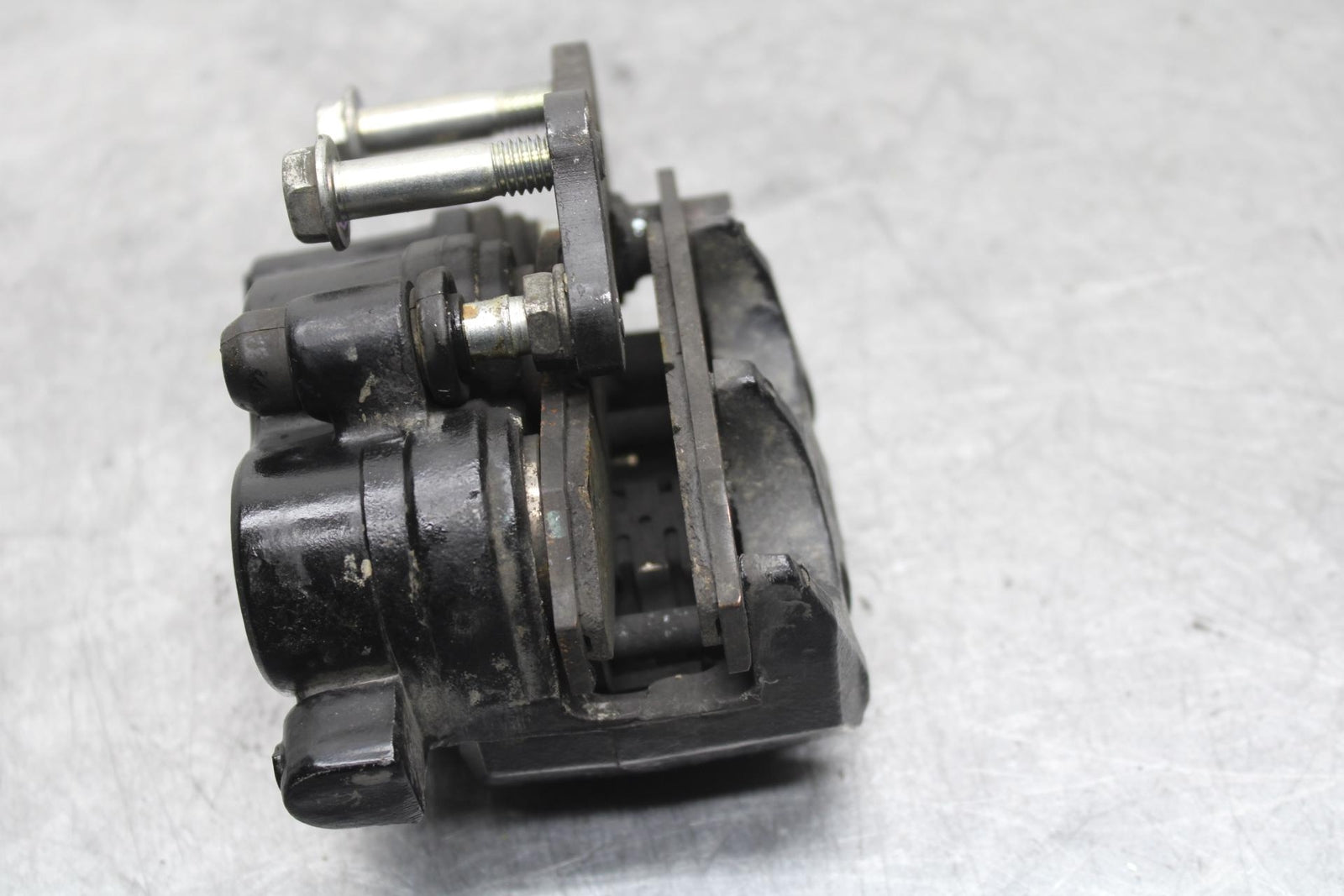 15-16 KAWASAKI EX300 FRONT BRAKE CALIPER BB635