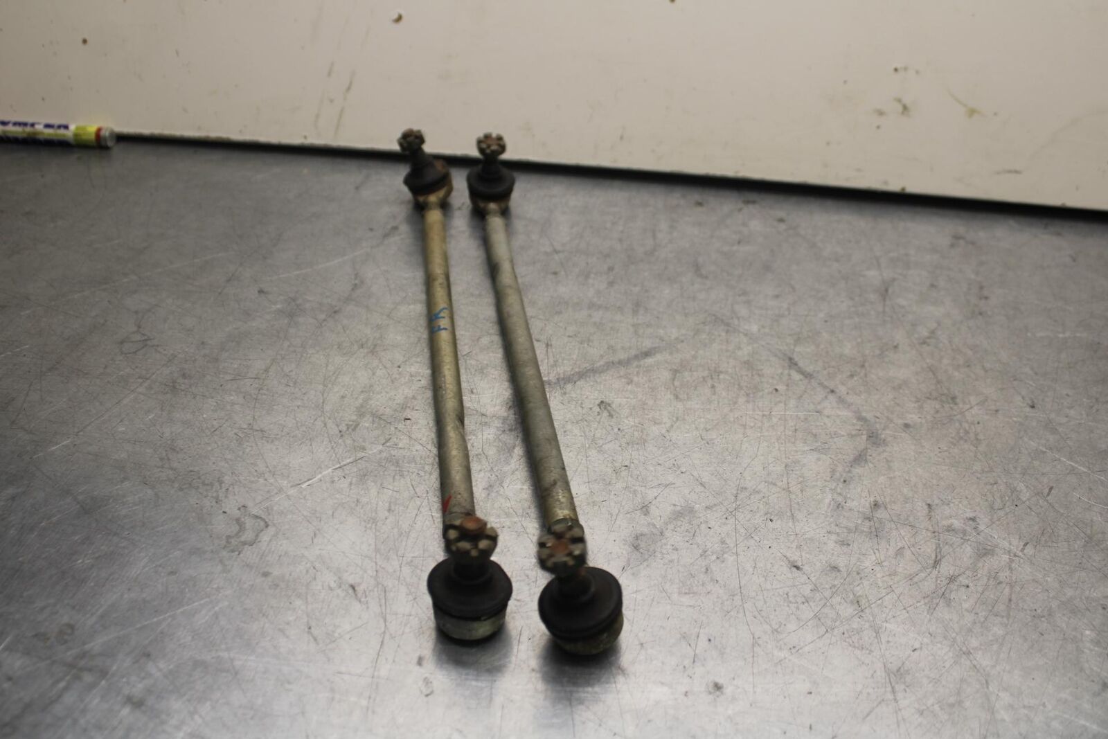 2005 Yamaha Banshee 350 YFZ350 STEERING TIE RODS ROD SET PAIR BB79