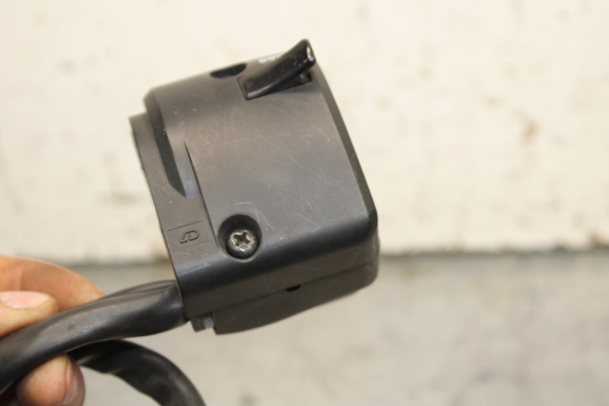 19-22 KAWASAKI Z400 LEFT CLIP ON HANDLE HORN SIGNALS SWITCH SWITCHES BB738