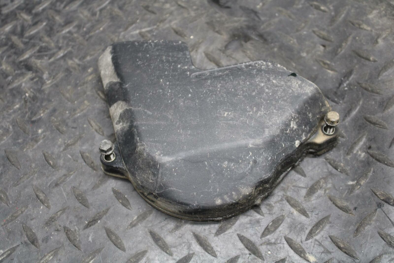 03-04 HONDA CBR600RR ENGINE SPROCKET COVER BB200