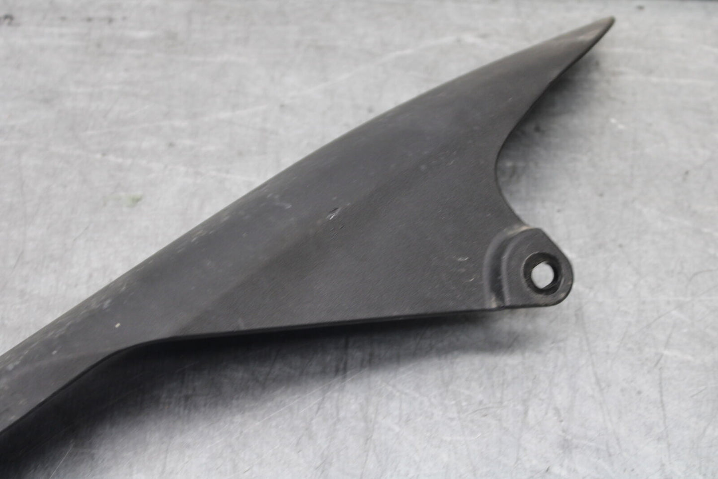 09-12 KAWASAKI NINJA ZX6R REAR BACK DRIVE CHAIN GUARD COVER SHIELD BB698