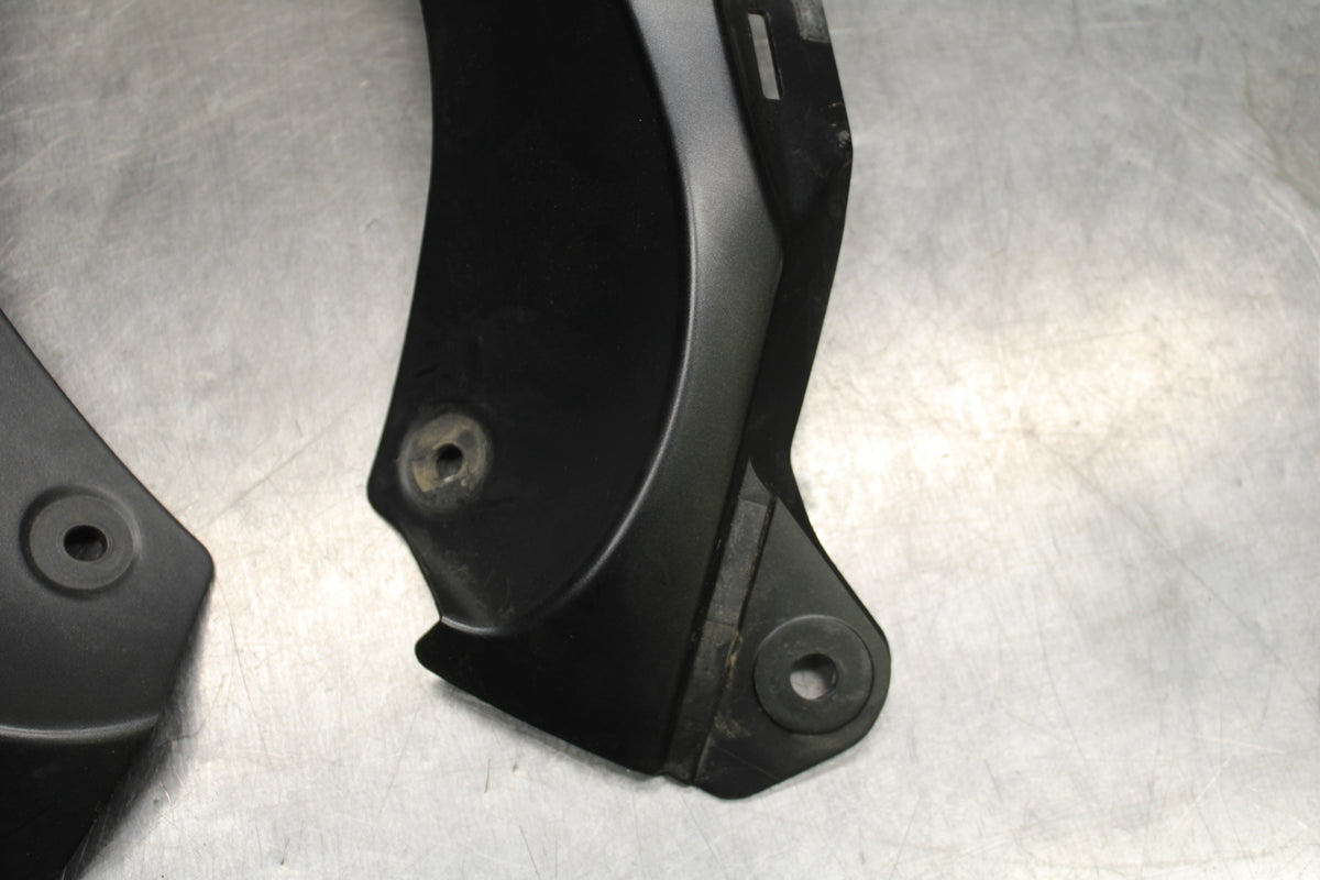 09 SUZUKI GSXR600 RIGHT LEFT FRONT DUCT COVERS PANELS COWLS BB759
