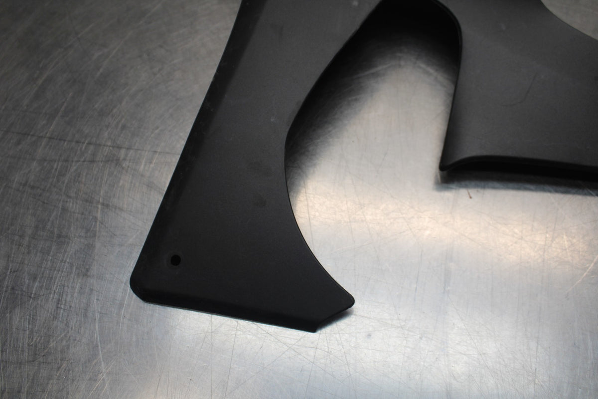 20-24 YAMAHA YZF R1 LEFT MID UPPER SIDE FAIRING COWL PLASTIC BB173
