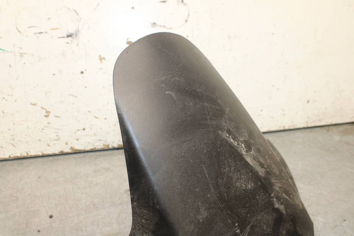 08-09 SUZUKI GSXR600 REAR BACK WHEEL TIRE HUGGER FENDER BB728