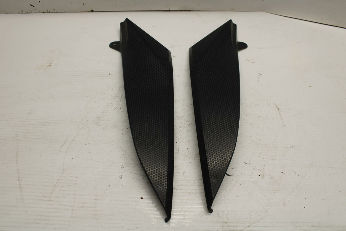 06 YAMAHA YZF R1 RIGHT LEFT  SIDE SEAT PANELS TRIMS COWLS FAIRINGS COVER BB282