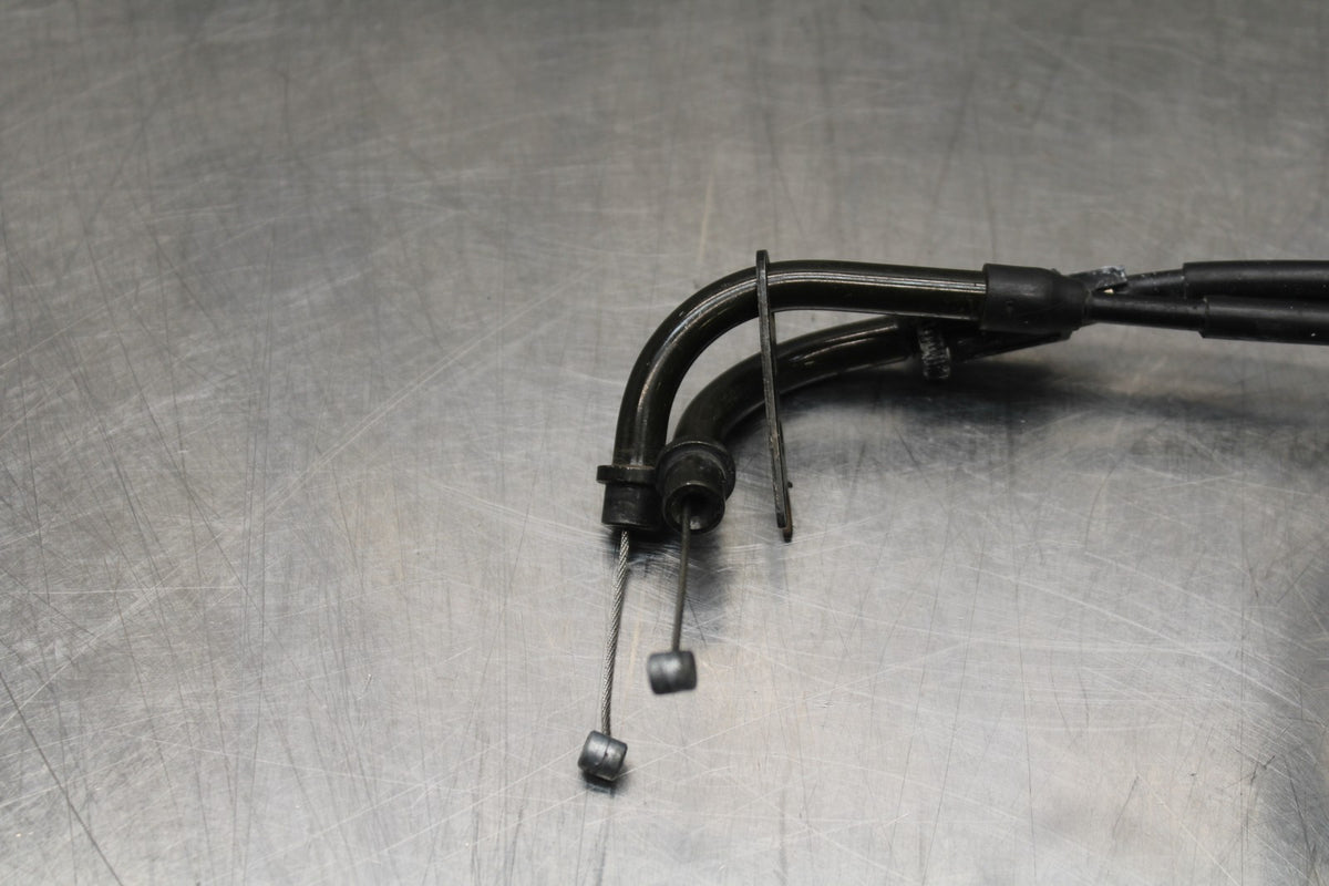 06-07 SUZUKI GSXR 600 THROTTLE CABLES LINES BB845