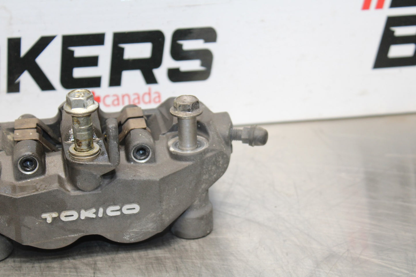 06-07 SUZUKI GSXR 600 RIGHT LEFT FRONT BRAKE CALIPER SET PAIR CALIPERS BB178