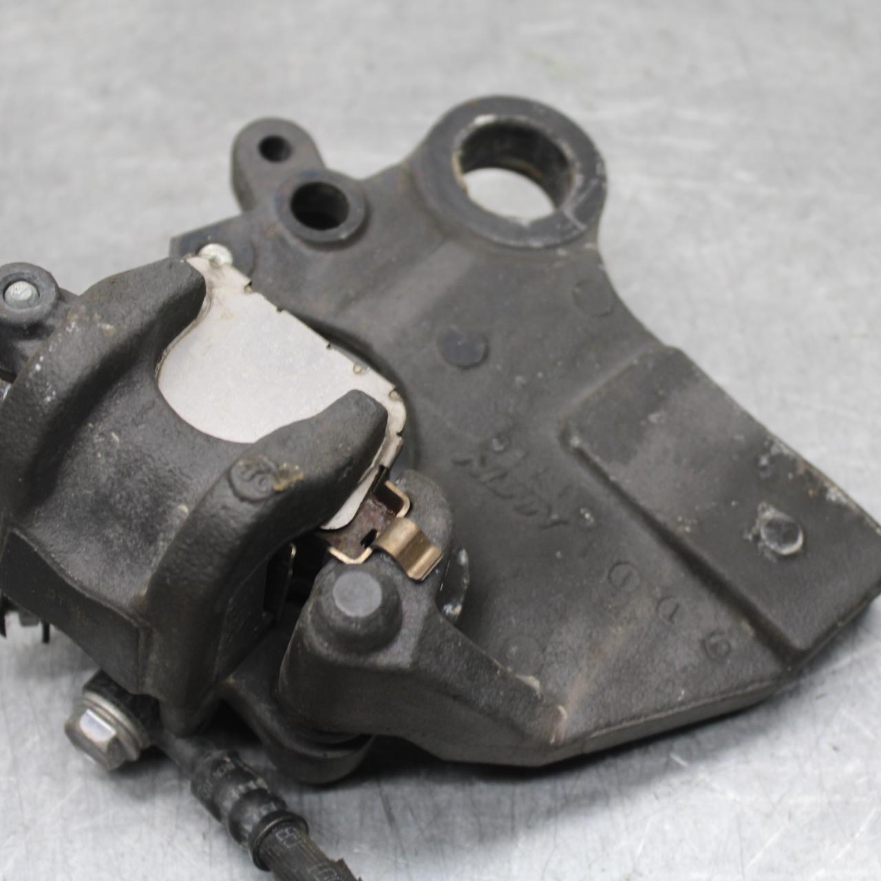 21 KAWASAKI NINJA ZX6R REAR BACK BRAKE CALIPER W MOUNT BRACKET  BB647