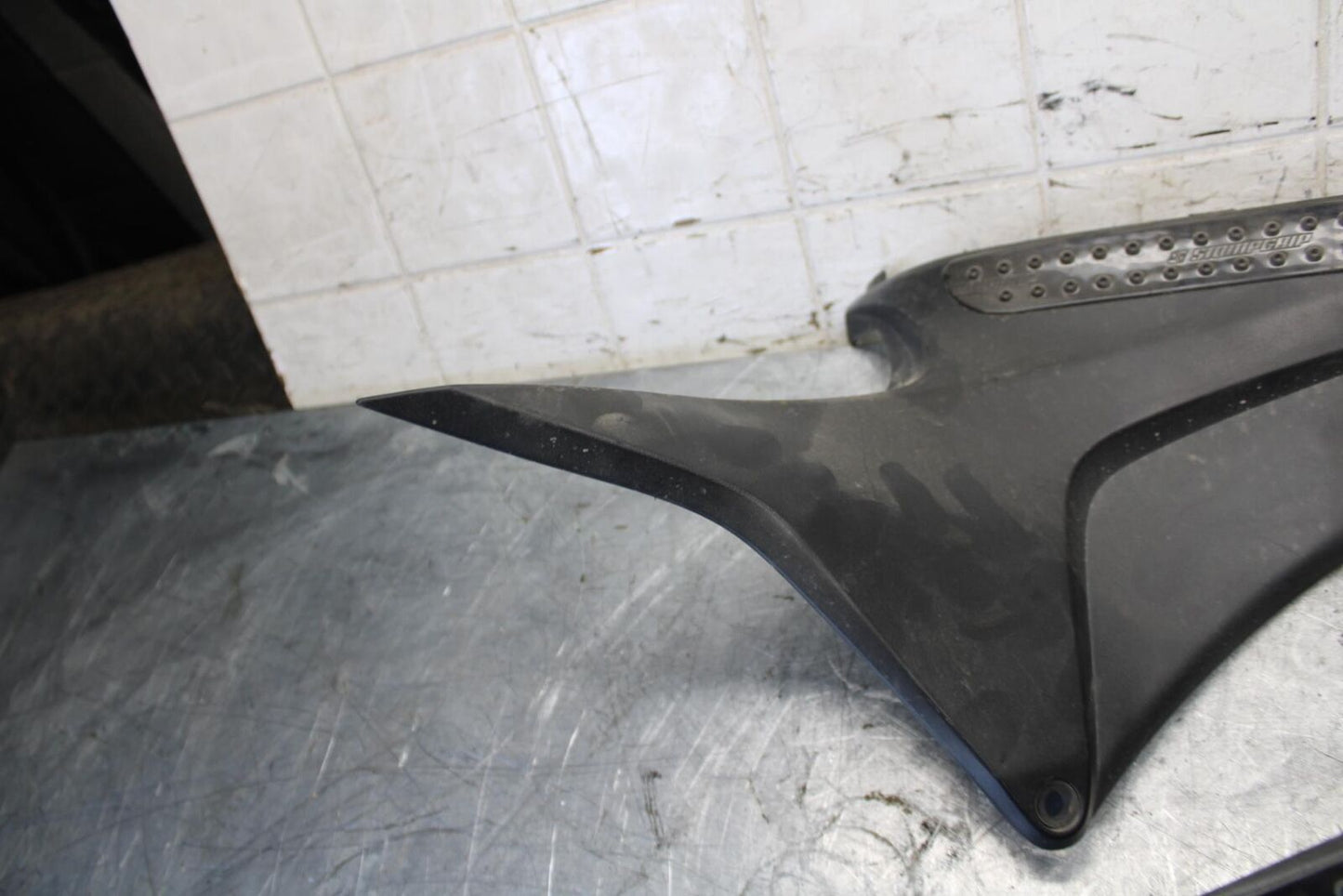 2011 Honda CBR600RR RIGHT LEFT GAS FUEL TANK PANELS COVERS TRIM SET COWLS  BB520