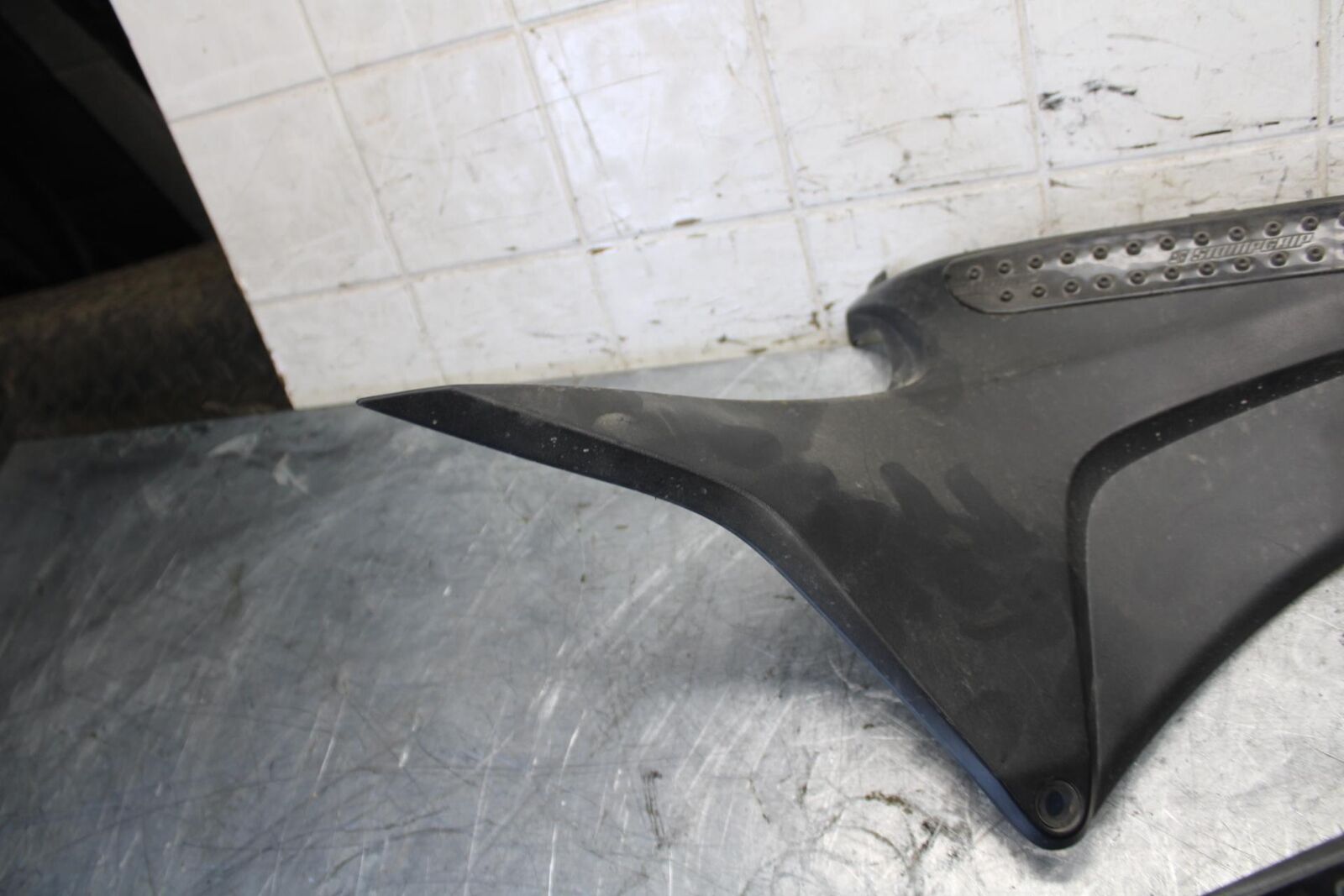 2011 Honda CBR600RR RIGHT LEFT GAS FUEL TANK PANELS COVERS TRIM SET COWLS  BB520