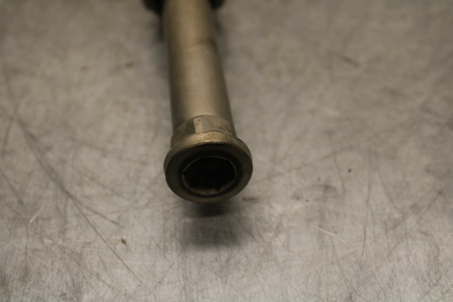 19-20 KAWASAKI NINJA ZX6R ZX636 REAR BACK SWINGARM BOLT SUSPENSION PIVOT  BB419