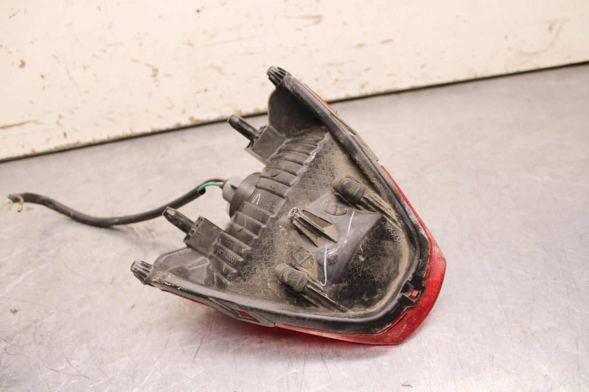 15-16 HONDA CB300F REAR TAIL TAILLIGHT BACK BRAKE LIGHT BB740