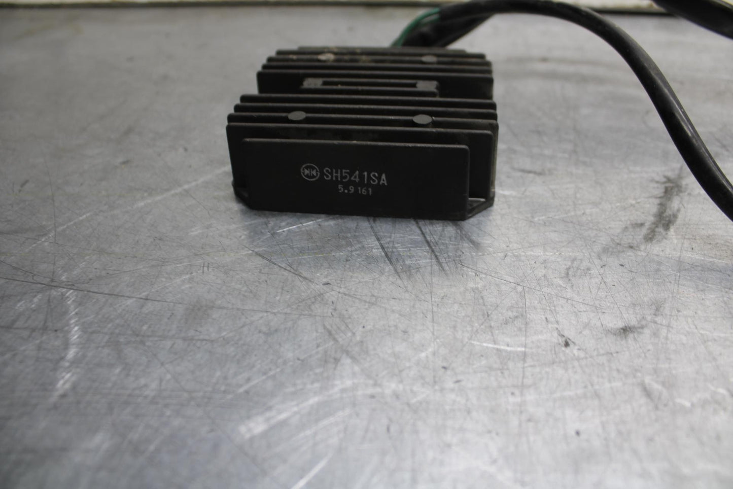 16-18 KTM 690 DUKE RECTIFIER VOLTAGE REGULATOR BB631