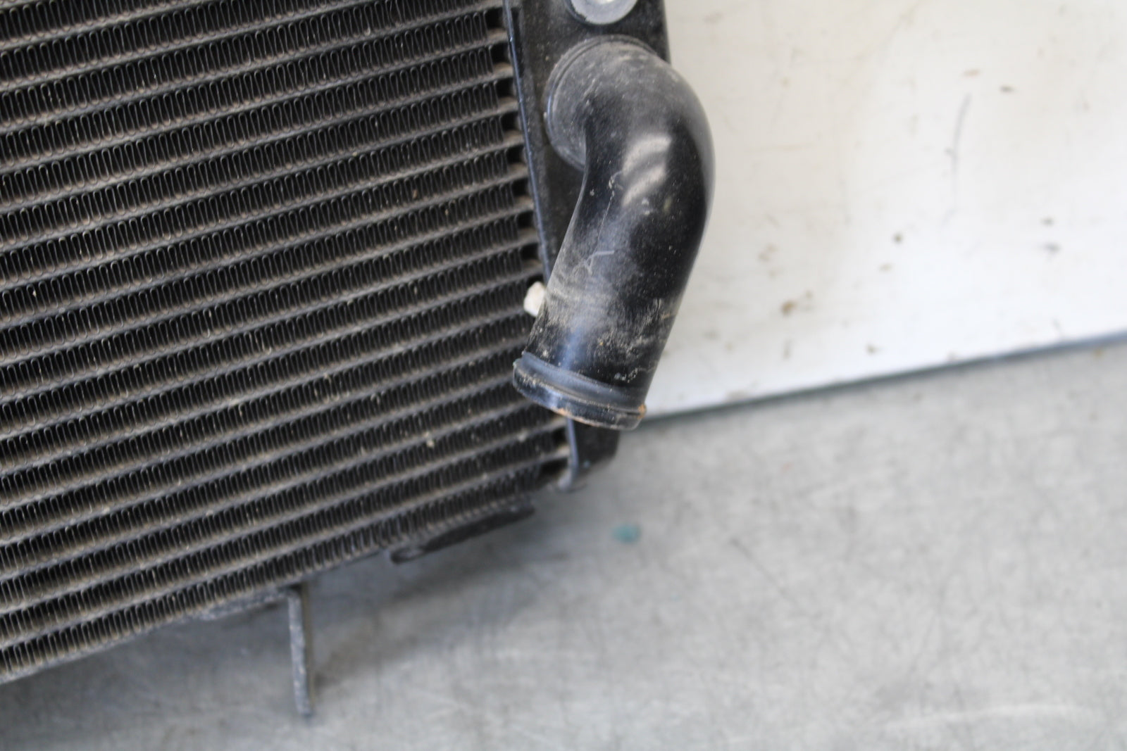08-16 YAMAHA YZF R6 ENGINE RADIATOR MOTOR COOLER COOLING RADIATER BB665