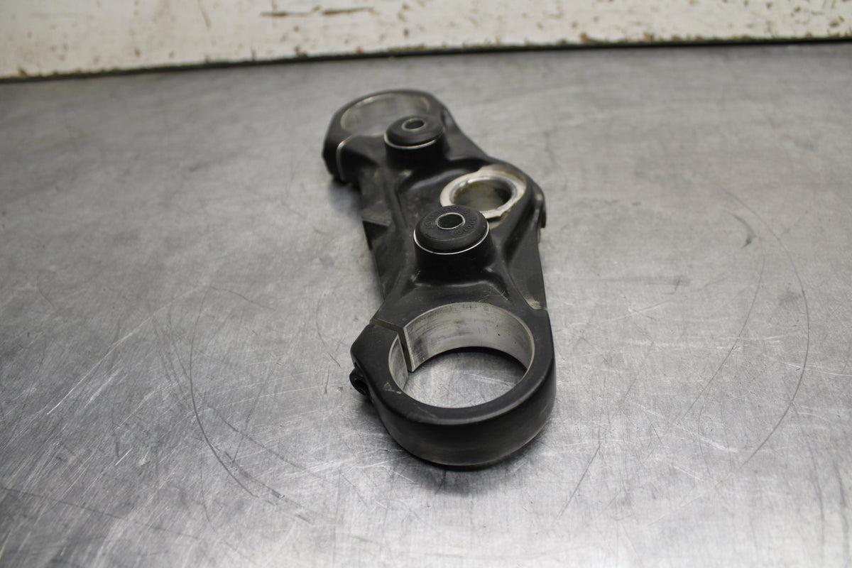 17-24 KTM 390 DUKE FORKS UPPER TRIPLE TREE CLAMP BB734