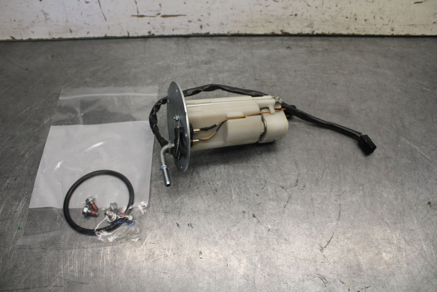 09-12 KAWASAKI NINJA ZX6R FUEL PUMP GAS PETROL SENDER UNIT 49040-0023 BB698