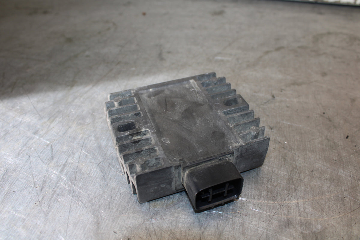 05-06 YAMAHA ROAD STAR XV1700A RECTIFIER VOLTAGE REGULATOR BB703