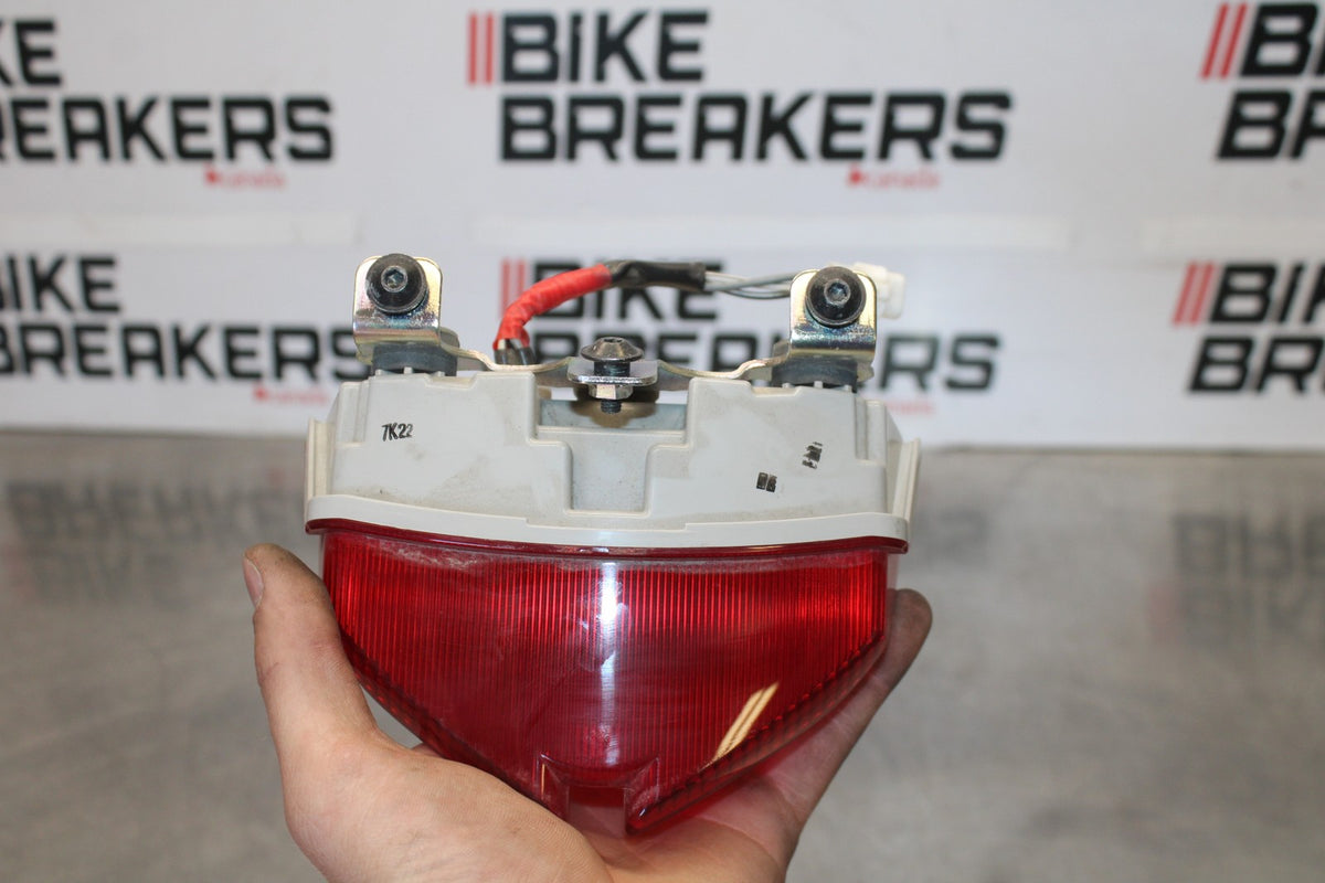 18 SUZUKI GSXR750 REAR TAIL TAILLIGHT BACK BRAKE LIGHT BB891