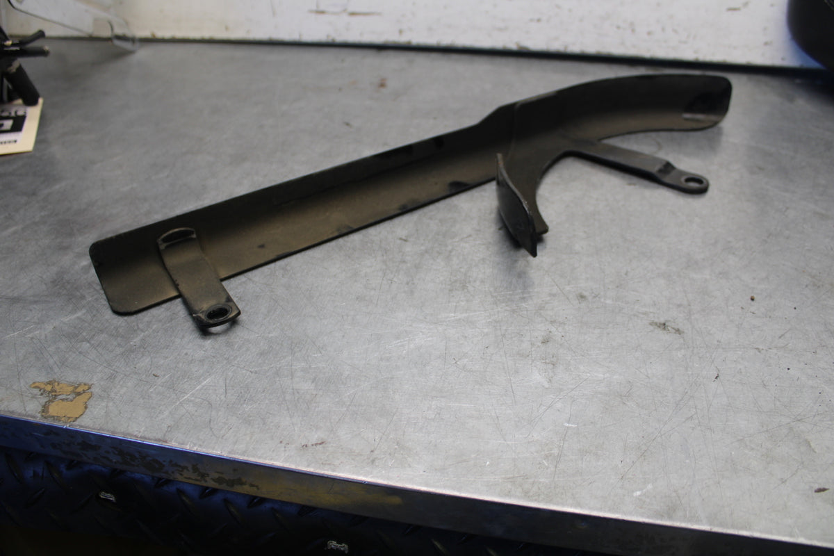 04-16 HARLEY-DAVIDSON SPORTSTER 883 DRIVE BELT GUARD BB680