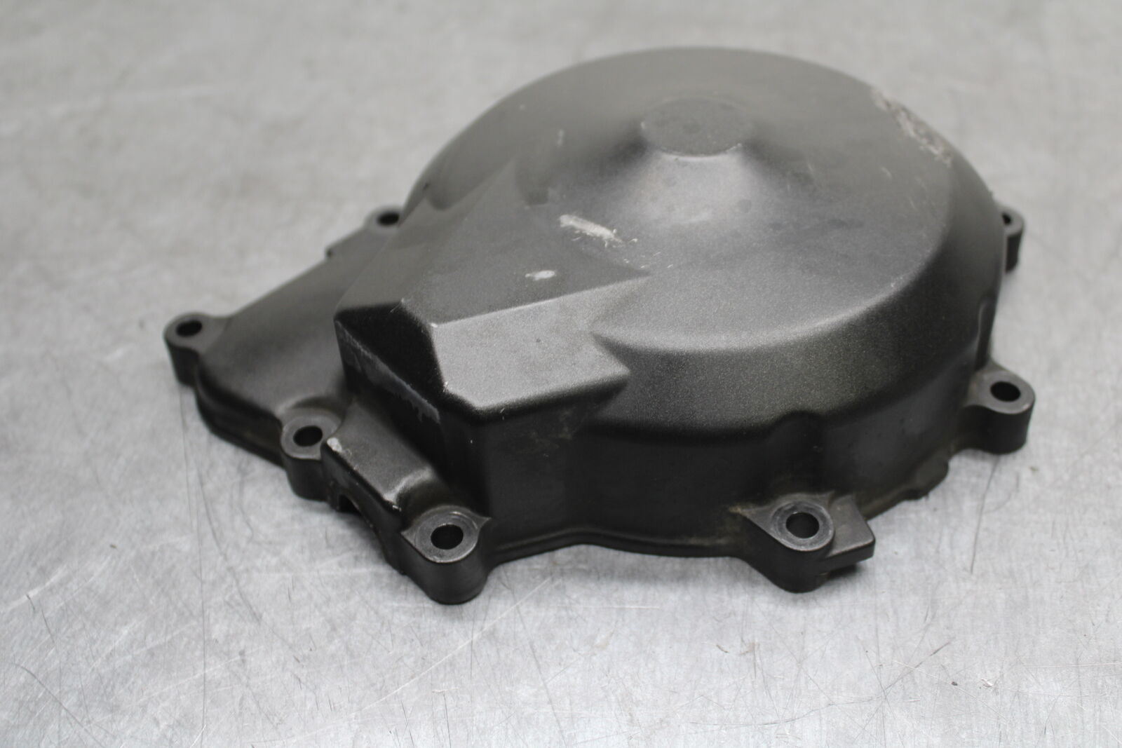 06 YAMAHA YZF R6 STATOR MAGNETO ALTERNATOR GENERATOR COVER BB716