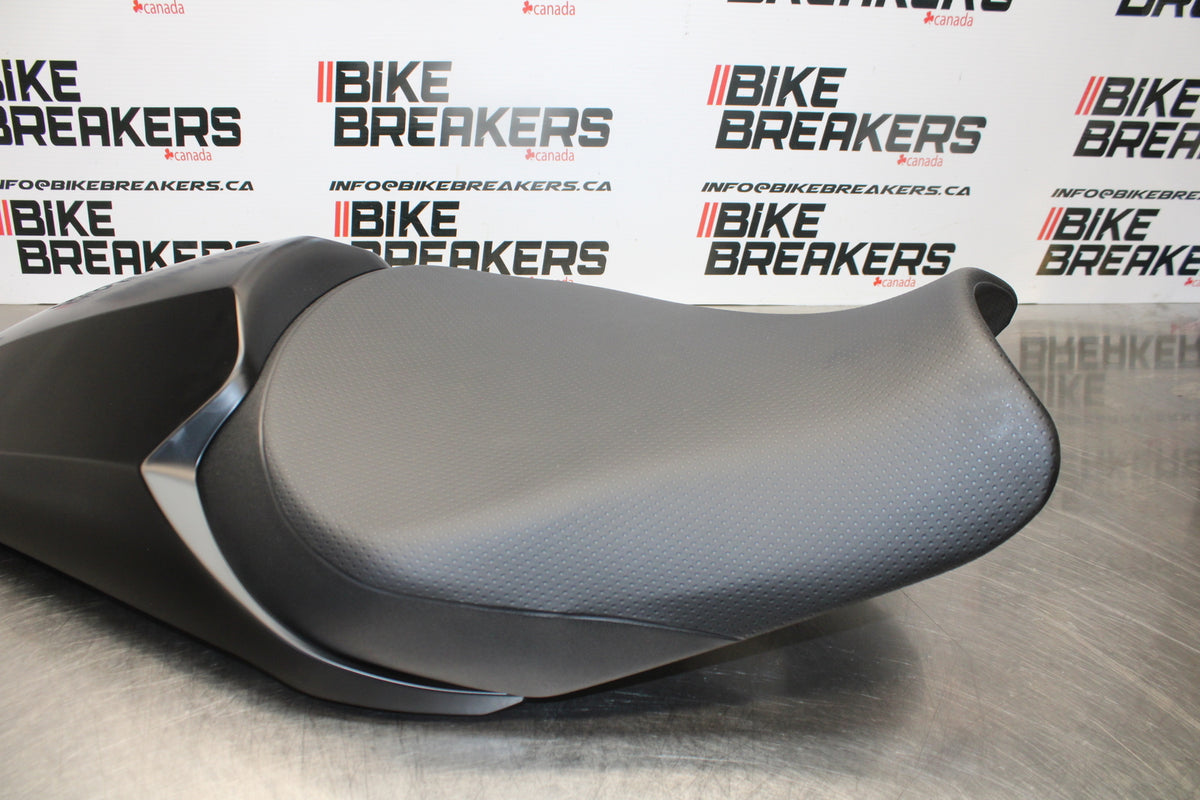 23-24 KAWASAKI NINJA ZX14R NEW TAKE OFF!! FRONT REAR SEAT SADDLE BB169