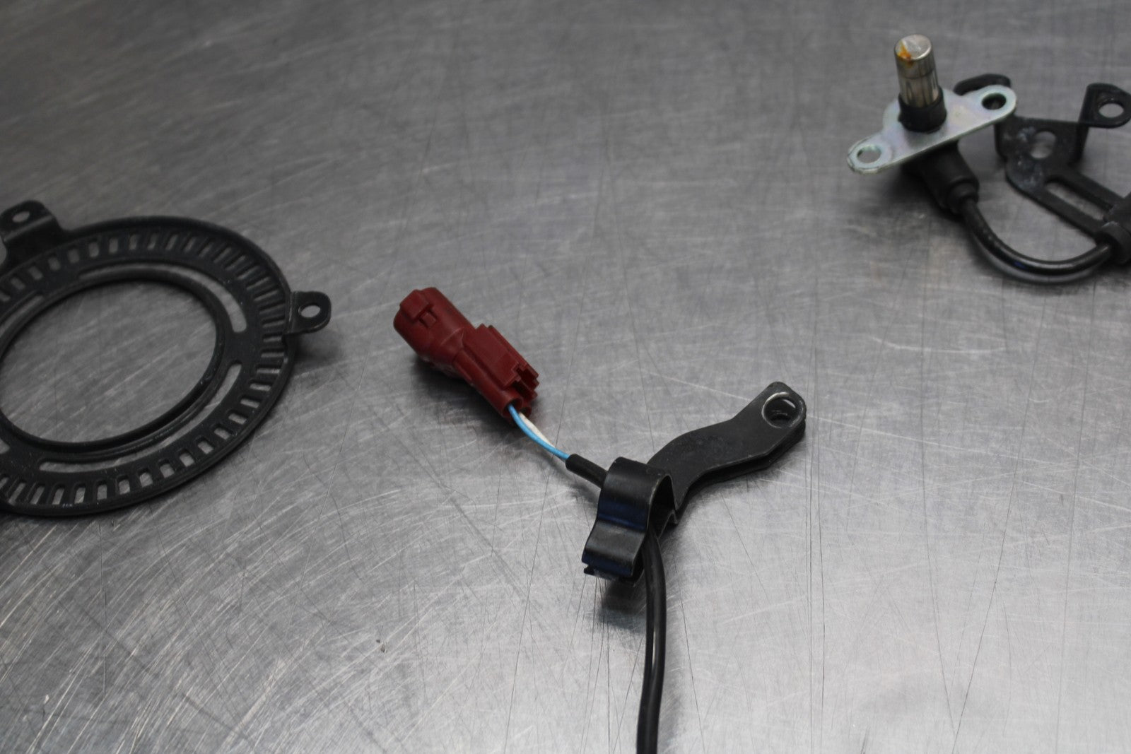 13-24 HONDA CBR600RR FRONT ABS BRAKE SENSOR  & RING BB772