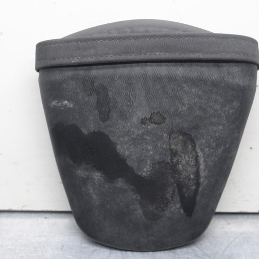 2011 Suzuki GSXR600 REAR BACK PASSENGER TANDEM SEAT PAD SADDLE PILLION BB605