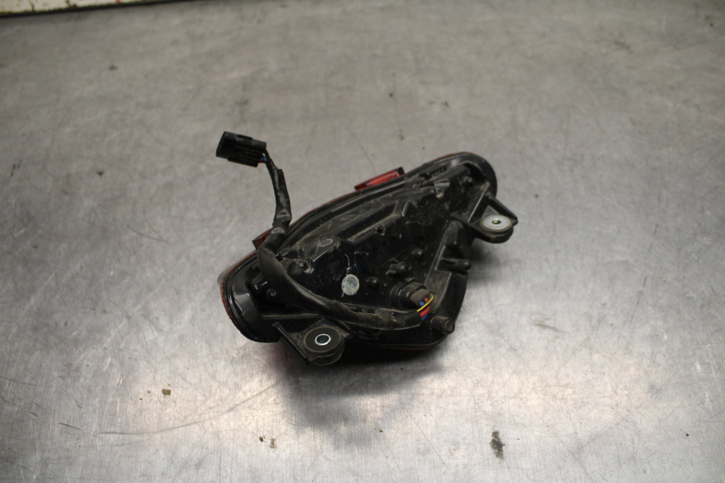 14-15 KAWASAKI NINJA 650 EX650F ABS REAR TAIL TAILLIGHT BACK BRAKE LIGHT BB741