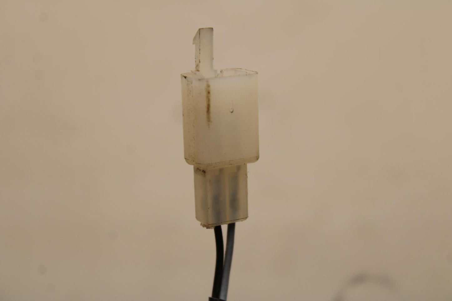 16-18 KTM 690 DUKE FRONT BRAKE STOP SWITCH BB631
