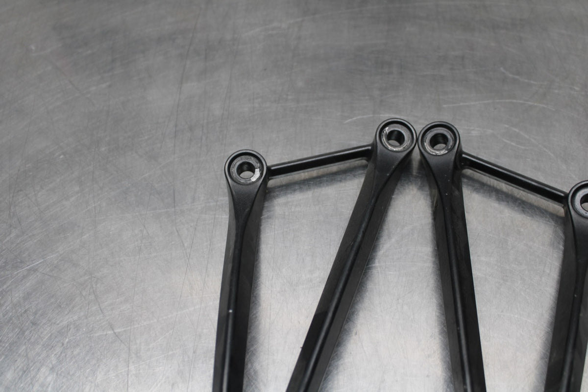 08 KAWASAKI NINJA ZX10R REAR BACK PASSENGER PEG SET PAIR BB201