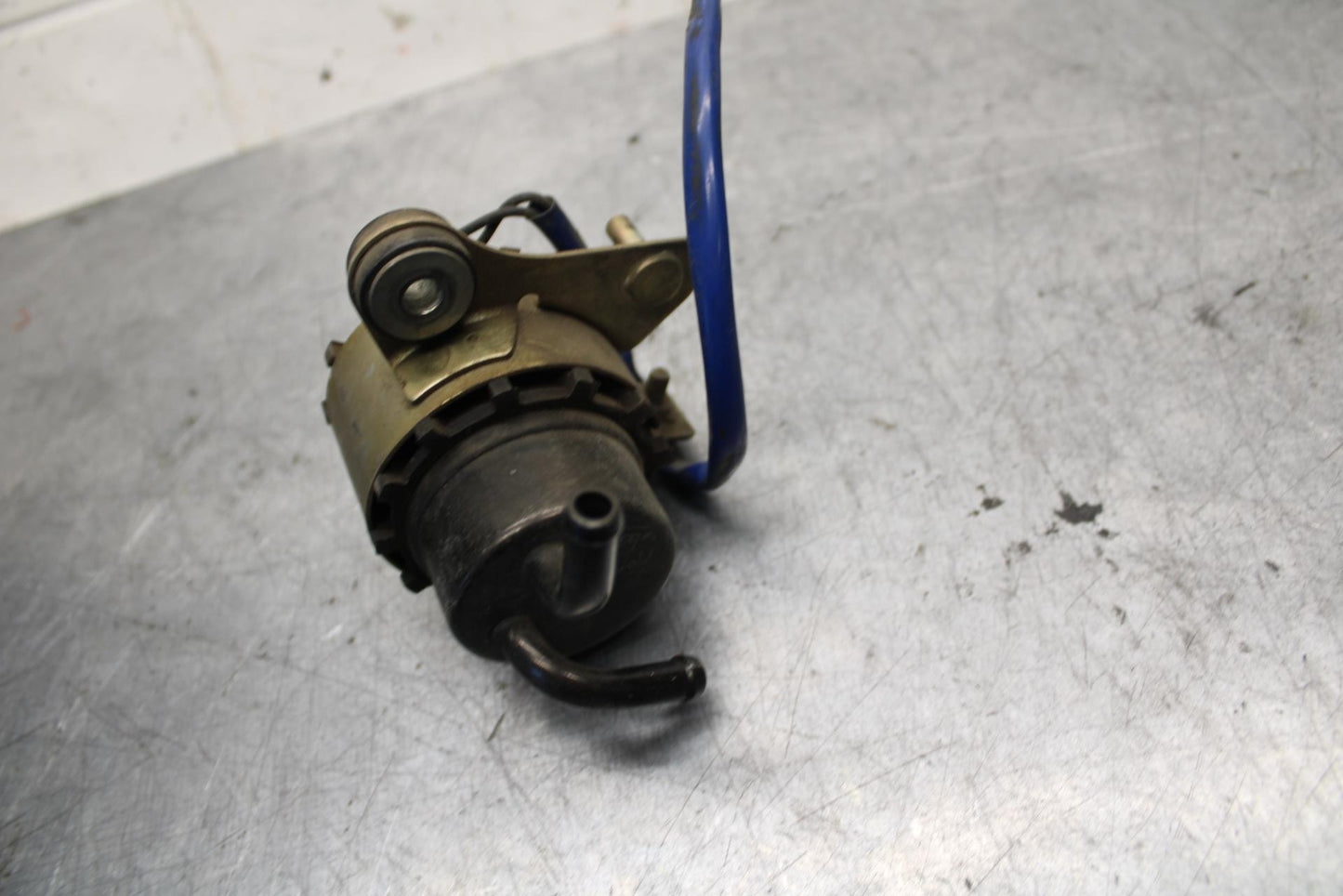 89-90 YAMAHA FZR600 FUEL PUMP GAS PETROL SENDER UNIT BB76