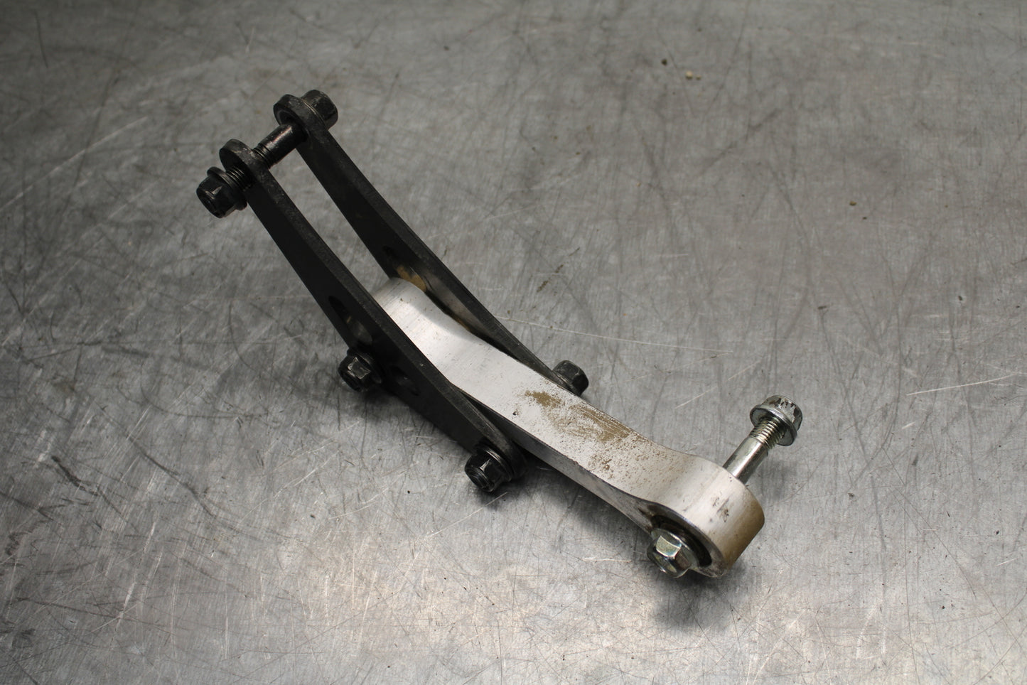 22-24 YAMAHA XSR900 REAR DOGBONE SHOCK LINKAGE LINK BB710