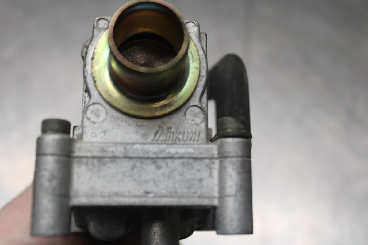 99-09 YAMAHA V STAR 1100 AIR VALVE SOLENOID TOP ENGINE SWITCH SENSOR BB853