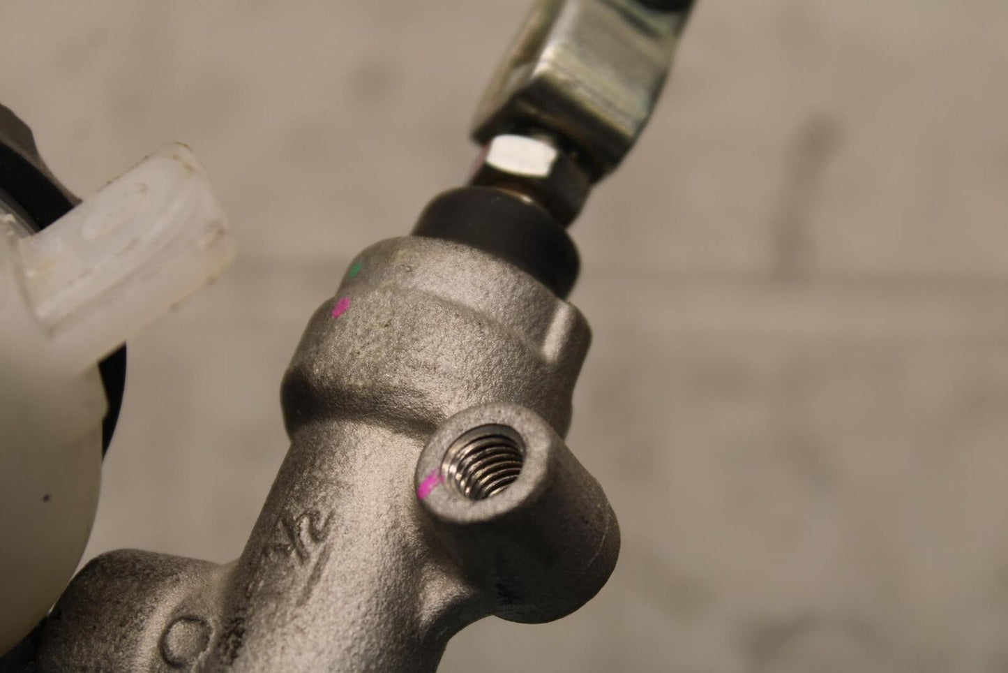 2014 Kawasaki Ninja 650 EX650E REAR BACK BRAKE MASTER CYLINDER W RESERVOIR BB569