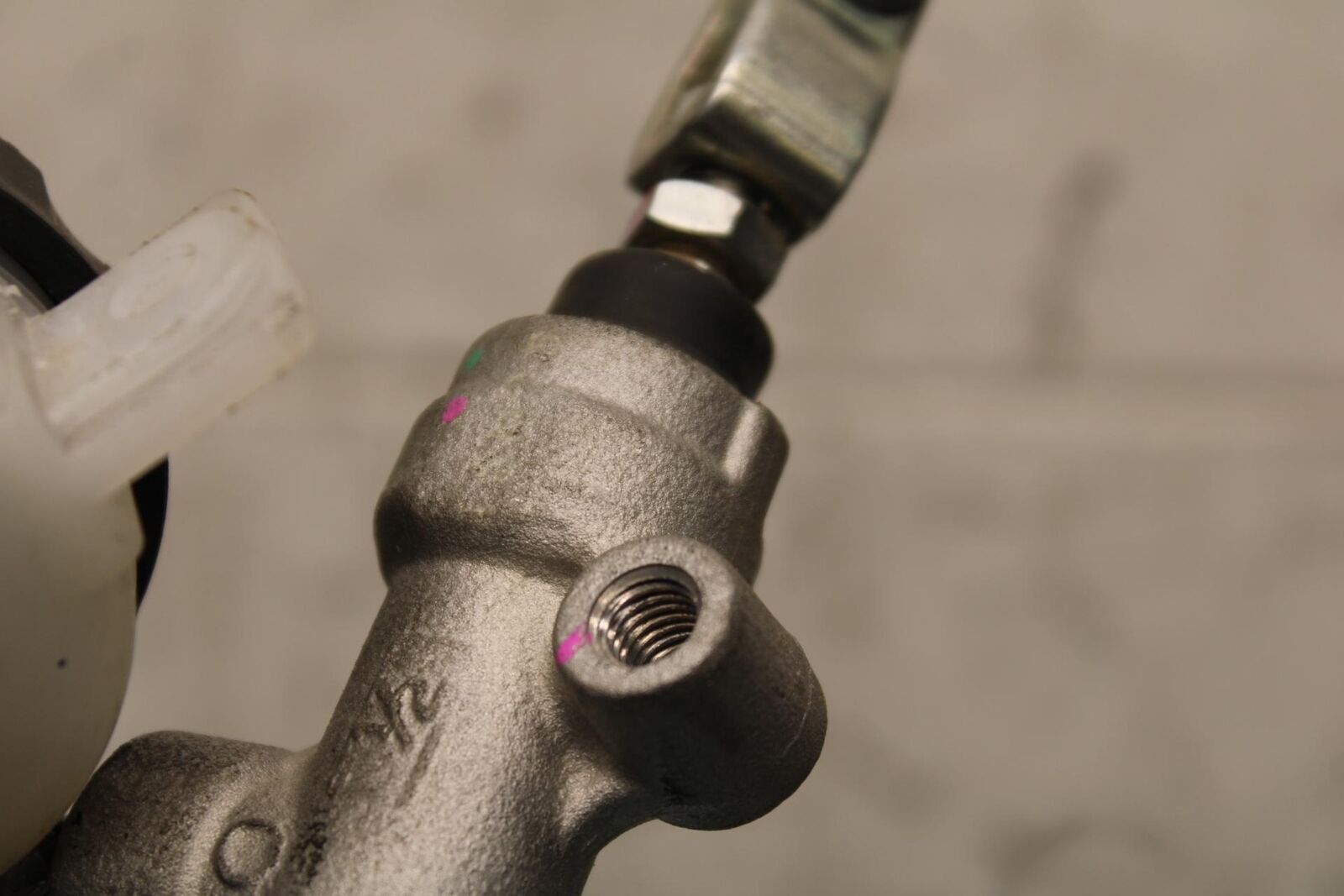 2014 Kawasaki Ninja 650 EX650E REAR BACK BRAKE MASTER CYLINDER W RESERVOIR BB569