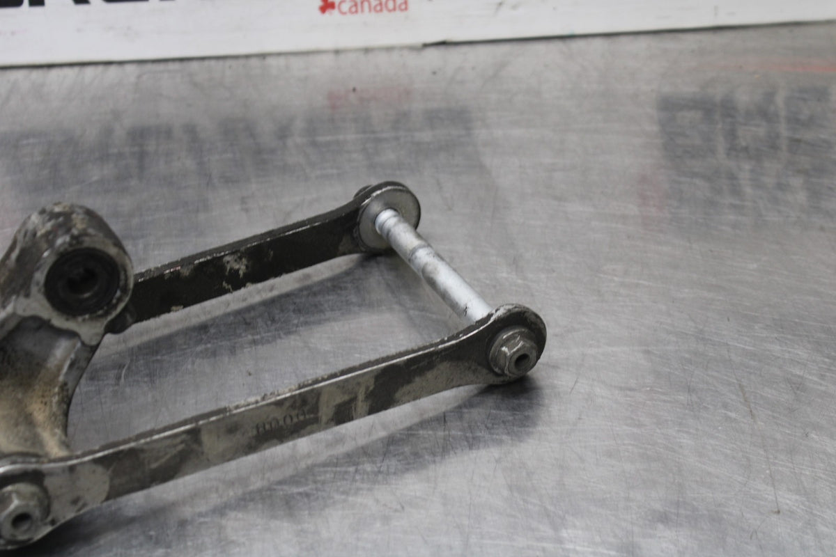 04-05 KAWASAKI NINJA ZX10R REAR DOGBONE SHOCK LINKAGE LINK BB931