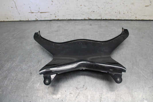 09-12 KAWASAKI NINJA ZX6R CENTER REAR BACK TAIL FAIRING COWL BB698