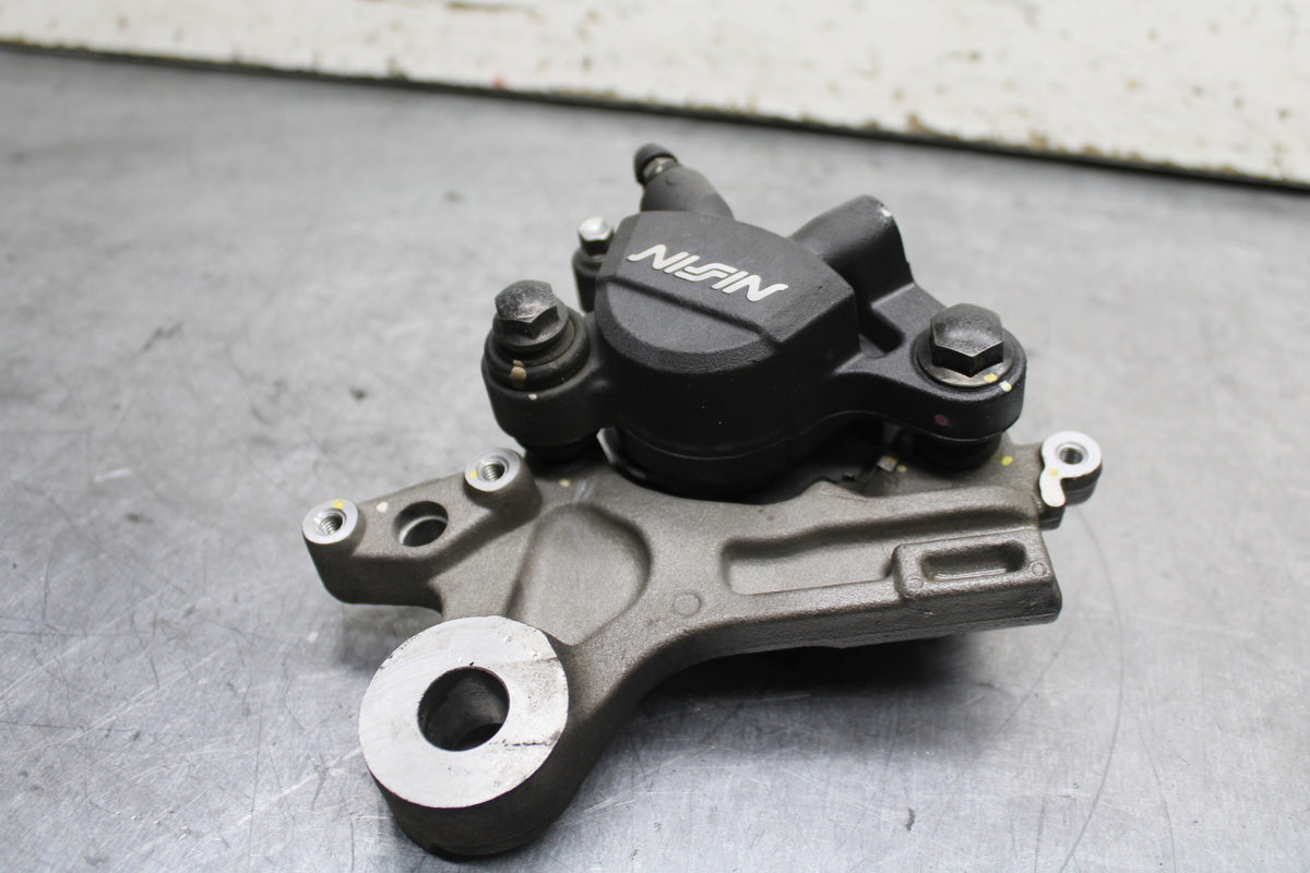 15-16 HONDA CB300F REAR BACK BRAKE CALIPER W MOUNT BRACKET BB740