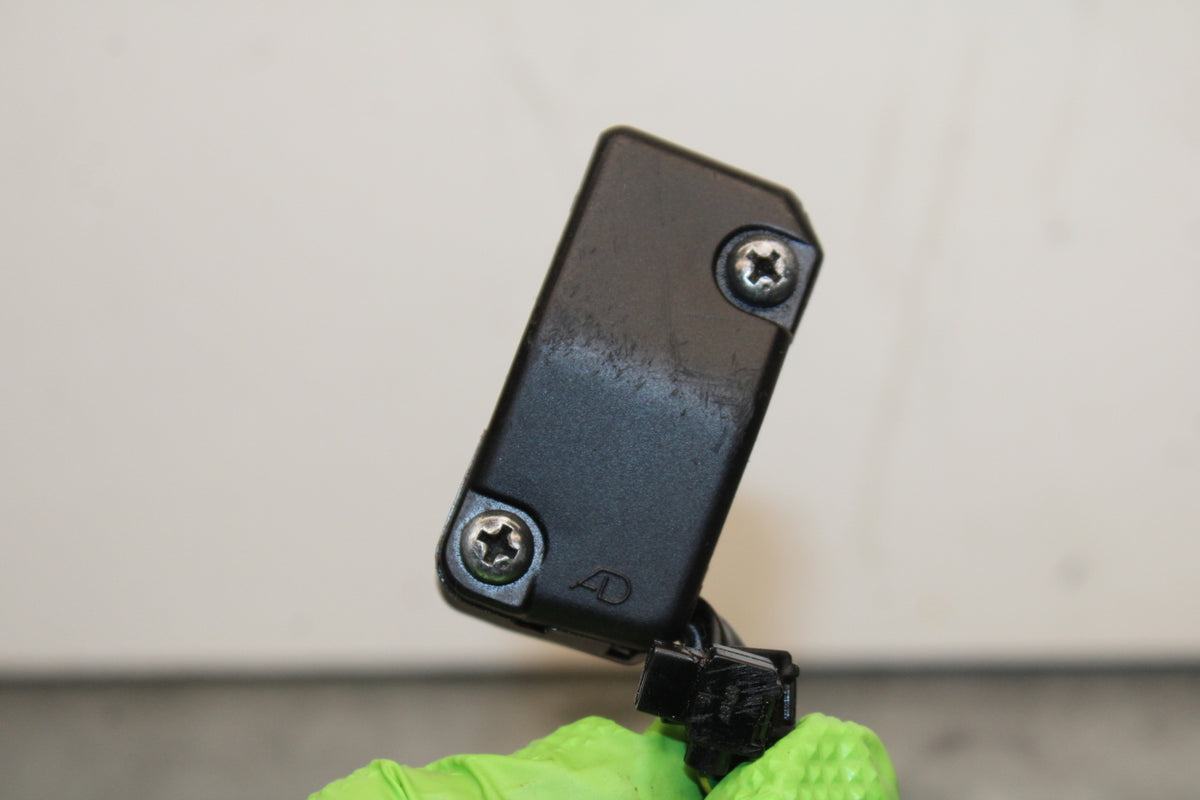 07-08 YAMAHA YZF R1 RIGHT CLIP ON HANDLE KILL OFF START SWITCH SWITCHES BB120